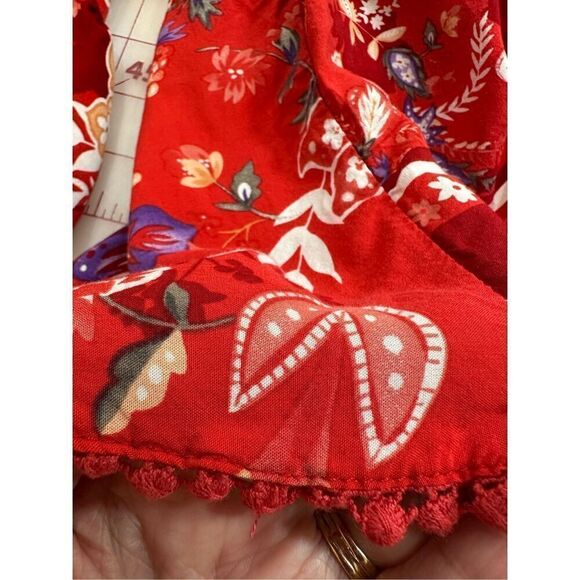 Jaase floral bounce with flounce at bottom and sleeves size L - Picture 9 of 10